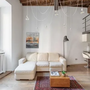  Appartamento Iflat Art In The Heart Of