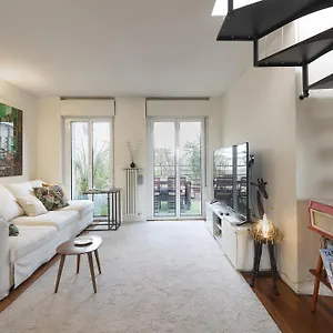 amazing-design-apartment-with-terrace-in-navigli.italymilanhotels.net/